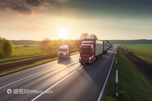 道路货物运输中的运输卡车 高速公路上的经济命脉